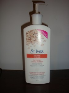 St. Ives - Oatmeal and Shea Butter Moisturizer