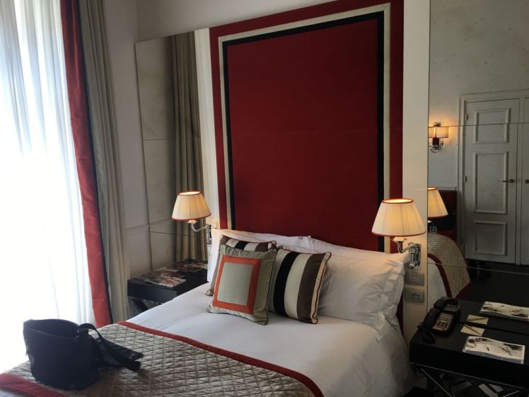 Hotel Castille Paris Room